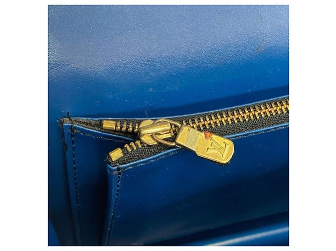 Louis Vuitton Epi Freerun Turnlock Schultertasche - Ansicht 12