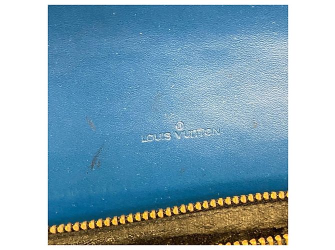 Louis Vuitton Epi Freerun Turnlock Schultertasche - Ansicht 15