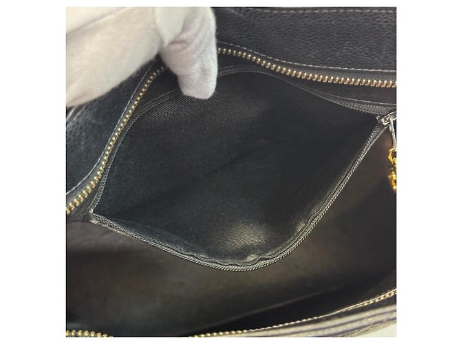 Borsa a mano Chanel Reissue Tote in pelle Caviar - vista 11