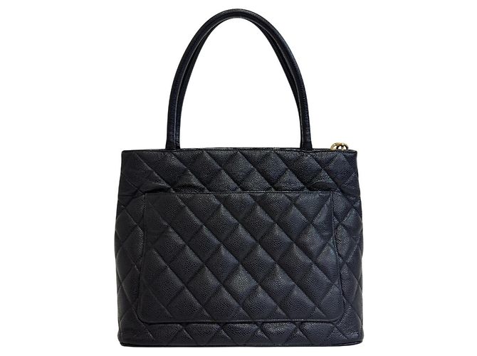 Borsa a mano Chanel Reissue Tote in pelle Caviar - vista 2