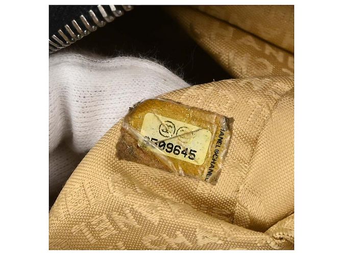 Chanel Vintage Bowler Lambskin Medium - vista 5