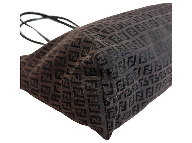 Fendi Shopper aus Zucchino-Canvas in Braun - Ansicht 4
