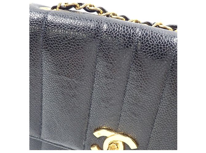 Borsa a tracolla Chanel con catena nera - vista 3