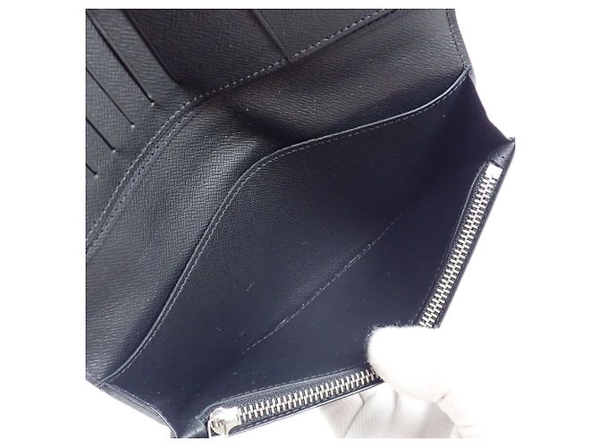 Louis Vuitton Epi Leather Long Wallet - view 7