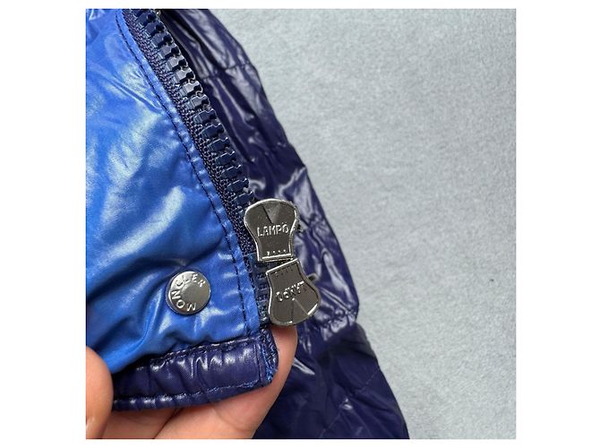 Casaco acolchoado com capuz Moncler Lil Navy Blue para mulher Tamanho 2 / M - vista 10