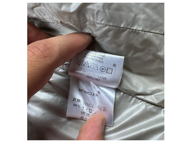 Chaqueta impermeable ligera con capucha Moncler Z8E0182 Beige para mujer Talla 1 / S - vista 12
