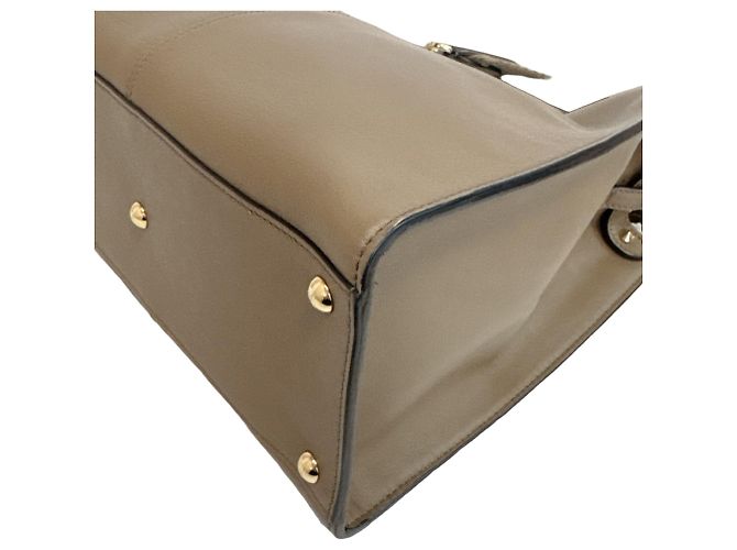 mala de ombro Medium em couro Fendi Peekaboo X-Lite - vista 3