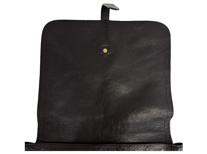 Louis Vuitton Utah Leather Shoulder Bag - view 4