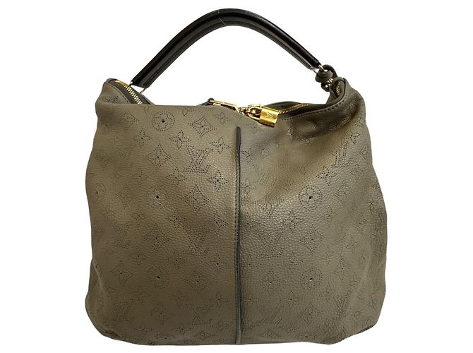 Borsa a tracolla Louis Vuitton Mahina Selene MM - vista 2