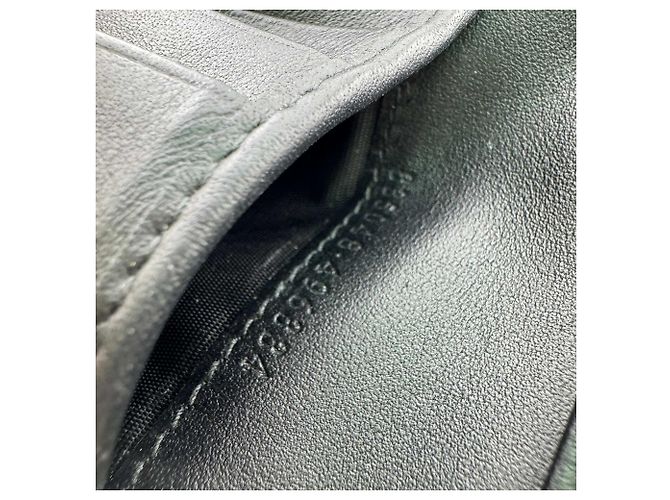 Gucci Double G GG Marmont Leder Bi-fold Geldbörse - Ansicht 13