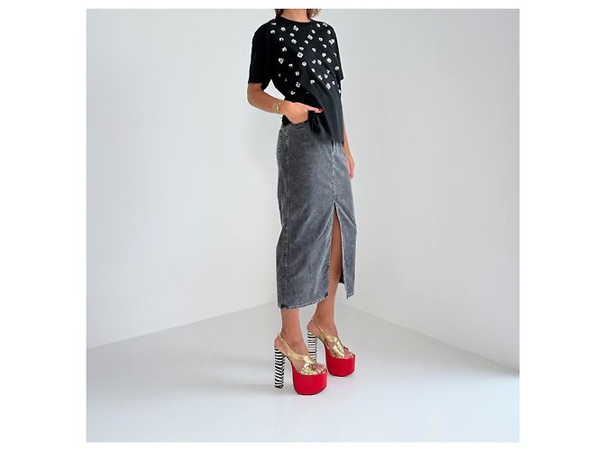 Weekend Max Mara camiseta negra con lentejuelas florales - vista 5