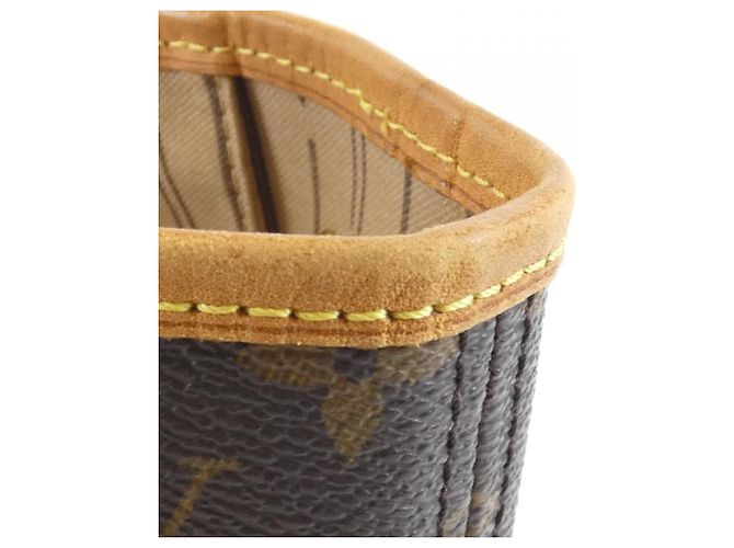 Bolso Louis Vuitton Monogram Neverfull PM - vista 3