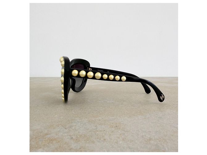 Chanel Óculos de Sol Cat Eye com Pérolas Creme - vista 5
