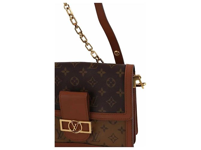 Louis Vuitton borsa a tracolla Dauphine MM marrone - vista 2