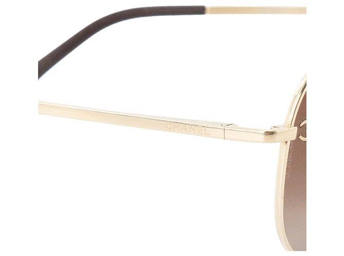 CHANEL - Chanel Sonnenbrille aus goldfarbenem Metall - Ansicht 3
