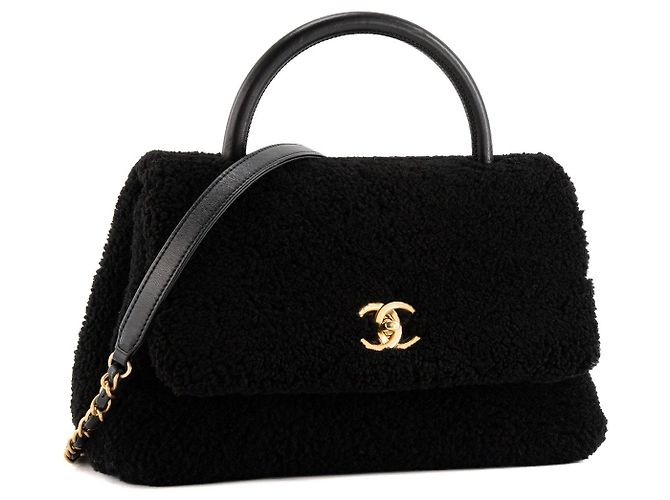 CHANEL - Borsa a tracolla Coco Handle Chanel in shearling e pelle nera - vista 2