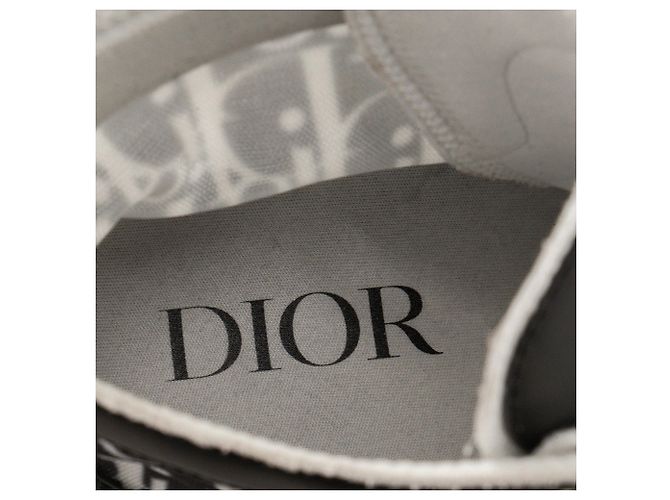DIOR - Sneakers B23 High Dior in tela con motivo oblique e gomma nera e bianca (T38) - vista 7