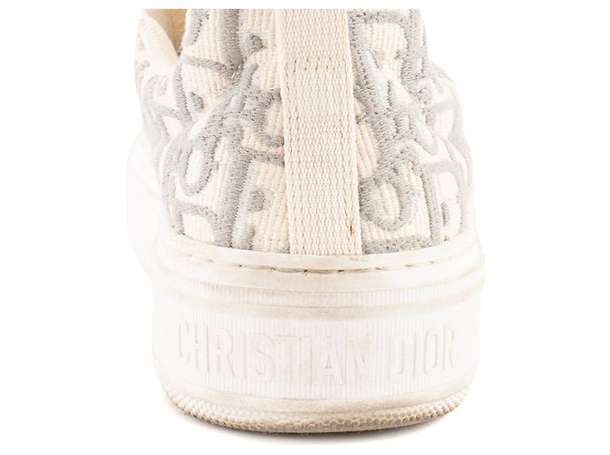 DIOR - Sneakers Slip-On Dior in tela grigia e bianca (T38) - vista 5
