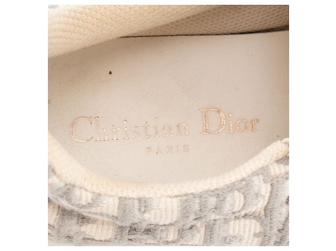 DIOR - Sneakers Slip-On Dior in tela grigia e bianca (T38) - vista 6
