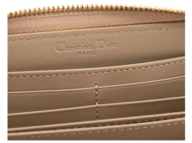 DIOR - Cartera Lady Dior Voyageur en piel cannage beige - vista 6