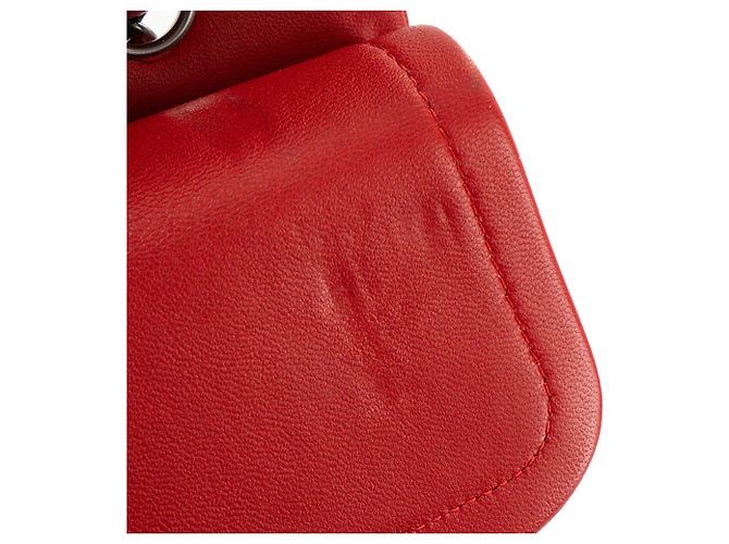 CHANEL - Classic/Timeless 11.12 Chanel Schultertasche aus rotem glattem Leder - Ansicht 5