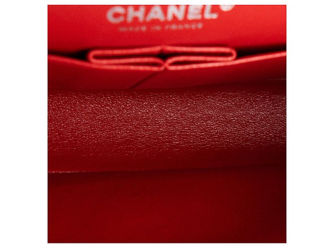 CHANEL - Classic/Timeless 11.12 Chanel Schultertasche aus rotem glattem Leder - Ansicht 7