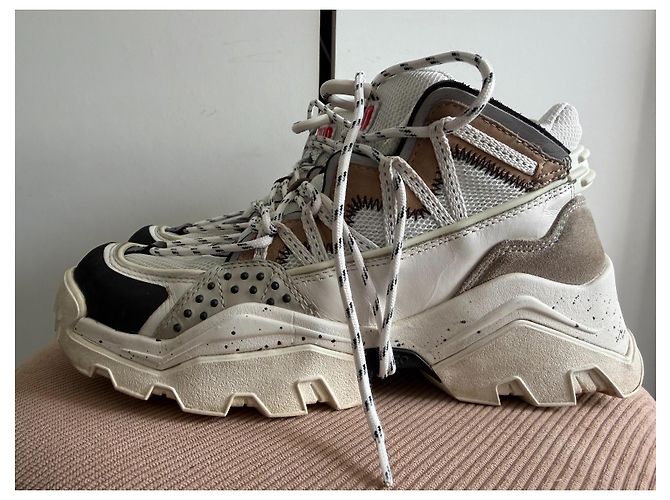Kenzo Inka Sneakers Unisex in Pelle Bianca e Camoscio - vista 2