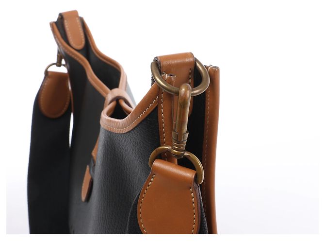 Borsa a tracolla Hermès Evelyn I 33 GM in pelle Ardennes Nero x Marrone S:1989 - vista 5
