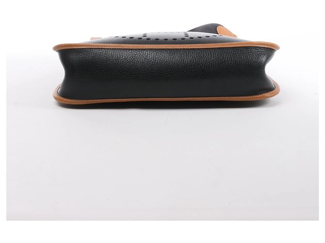 Borsa a tracolla Hermès Evelyn I 33 GM in pelle Ardennes Nero x Marrone S:1989 - vista 6