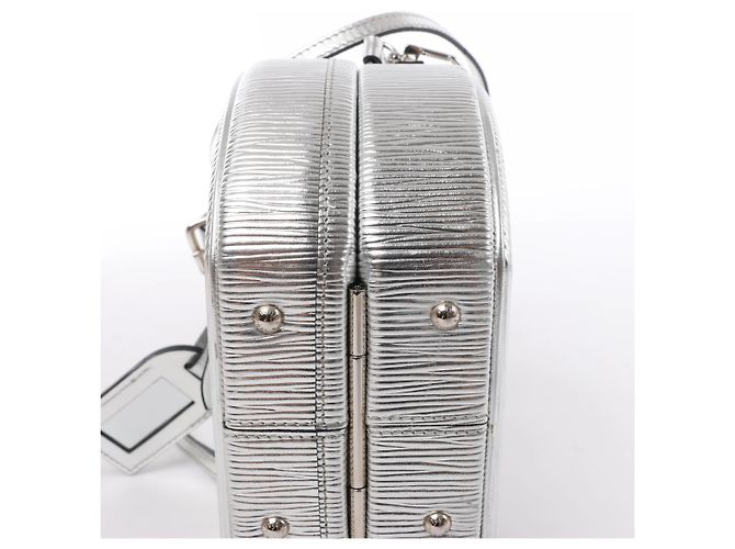 Borsa a tracolla Louis Vuitton Petite Boite Chapeau in pelle Epi Silver M53074 - vista 10