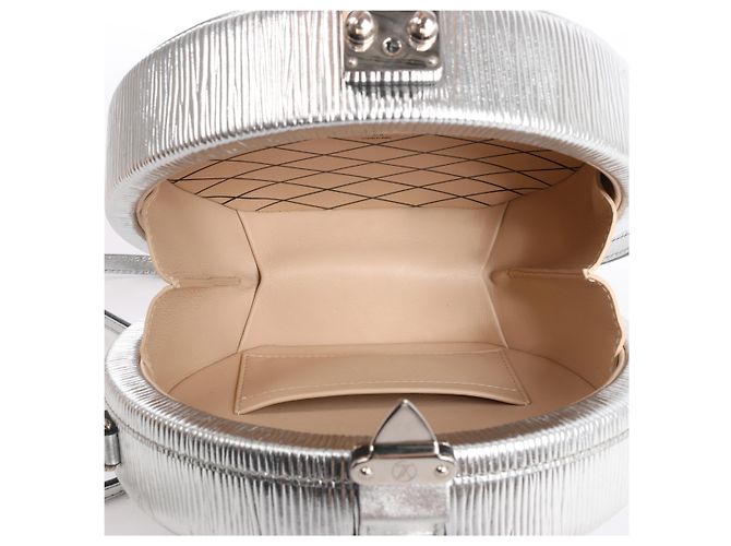 Borsa a tracolla Louis Vuitton Petite Boite Chapeau in pelle Epi Silver M53074 - vista 11