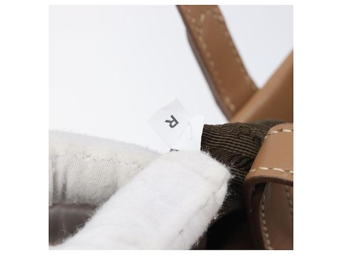 Prada Covered Strap Open City Calfskin Medium - vista 7