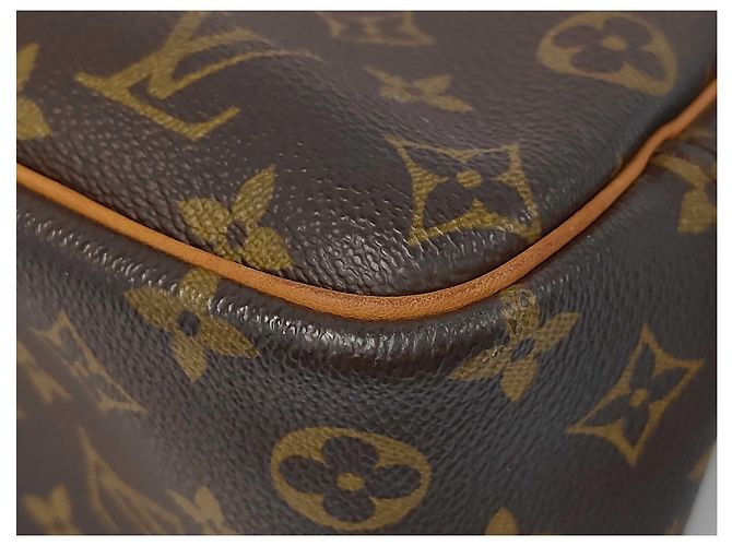 Louis Vuitton Deauville Monogram Canvas MM - vista 6