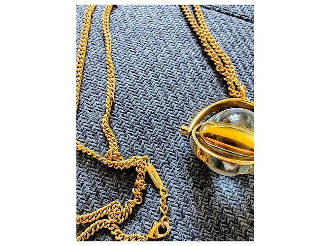 Collier Chloé doré avec pendentif sphère - vue 3