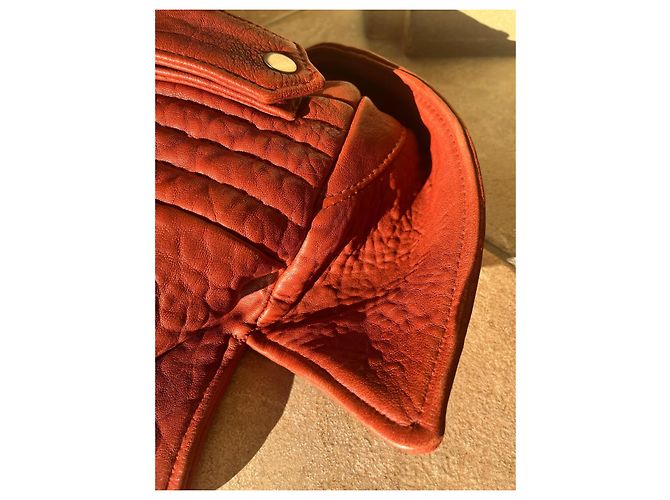 Hôtel Particulier Rote Lederjacke Perfecto - Ansicht 17