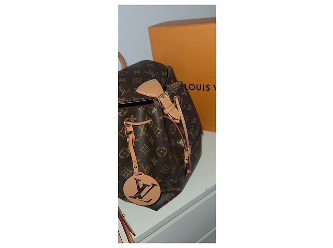 Mochila Louis Vuitton Montsouris NM PM Monogram - vista 7