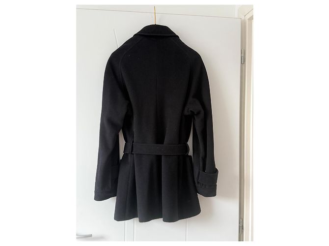 Chanel Chaquetón Corto de Cachemira Negro con Cinturón - vista 6