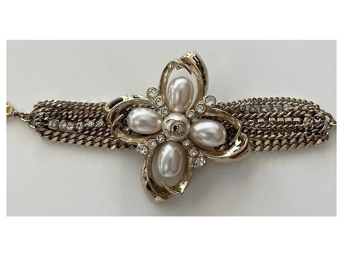 Pulsera Chanel Fleur de varias vueltas cadenas, strass, perlas - vista 6