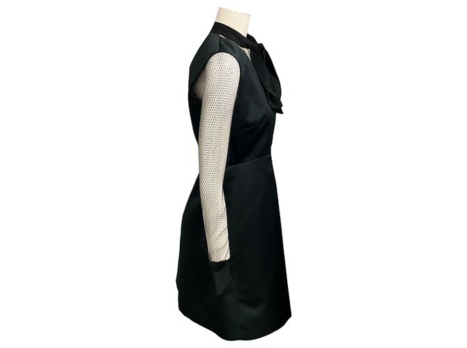 Autre Marque Abito No. 21 in raso nero con scollo a V e maniche in mesh - vista 2
