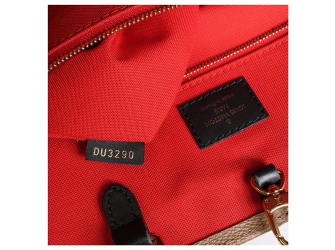 Sac à main 2Way Louis Vuitton OntheGo GM Giant Monogram Reverse en marron M45320 - vue 12
