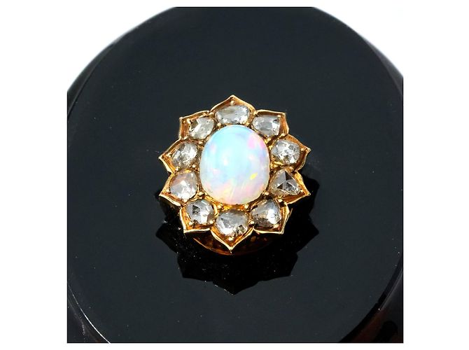 Autre Marque Fine spilla antica in oro con castone in opale e diamante - vista 6