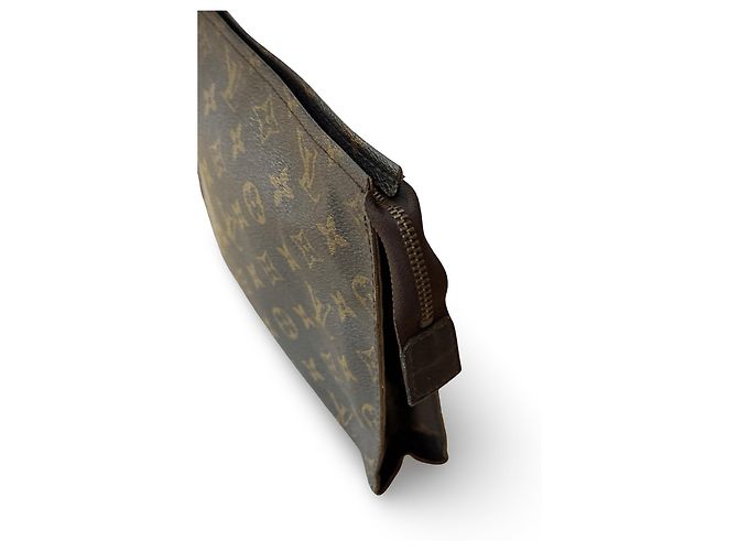 Necessaire Louis Vuitton - vista 4
