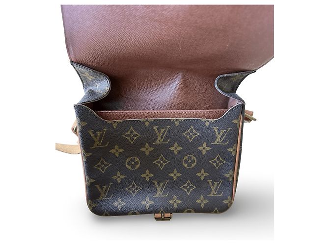 Louis Vuitton Cartouchiere MM en buen estado - vista 7