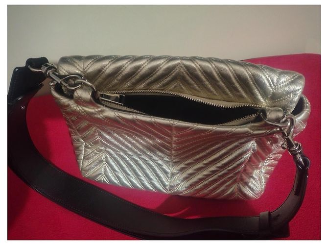 Borsa a tracolla Giorgio Armani in pelle chevron dorata - vista 14