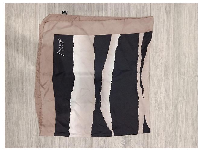 Pañuelo de seda Valentino con estampado de rayas - vista 7