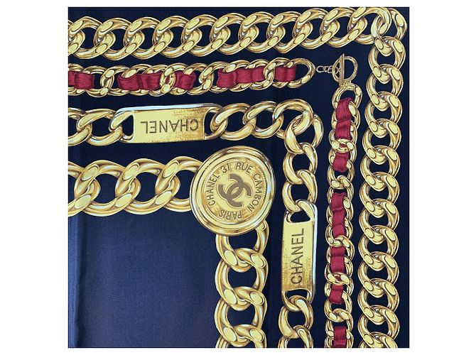 Chanel Foulard in seta vintage nero e oro con stampa 31 Rue Cambon - vista 2