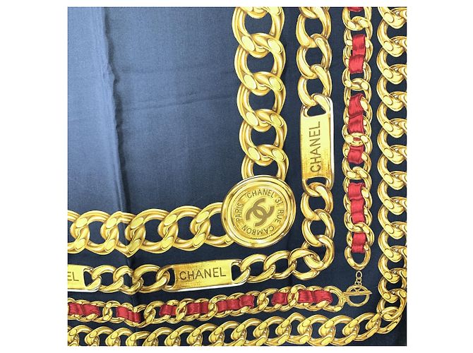 Chanel Foulard in seta vintage nero e oro con stampa 31 Rue Cambon - vista 7