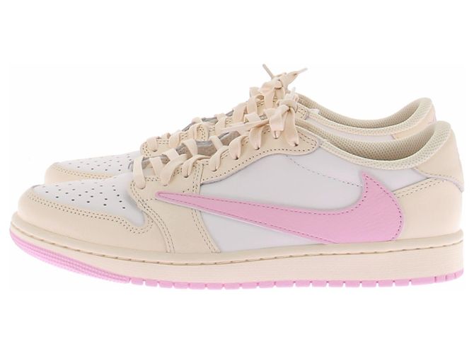 Nike Air Jordan 1 Low x Travis Scott - view 3