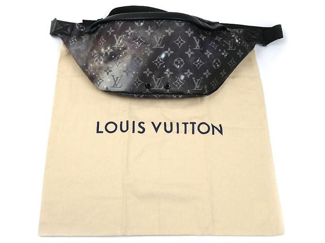 Louis Vuitton Monogram Discovery Gürteltasche - Ansicht 8