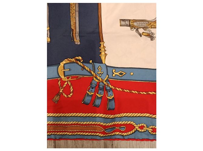 Autre Marque Foulard di seta Richel con stampa di armi storiche - vista 10